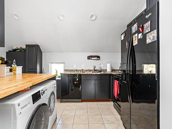 4th image of 2213 N Talbott St #2