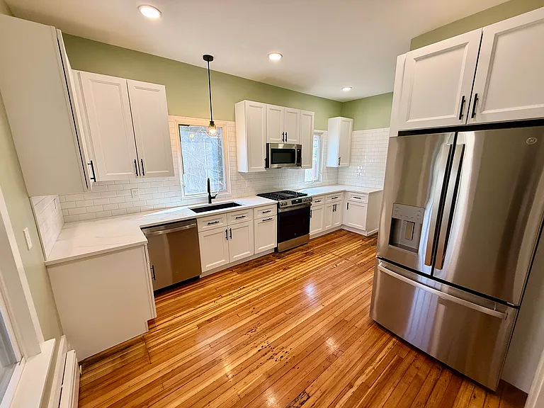 3100 Archwood Ave — Photo 16