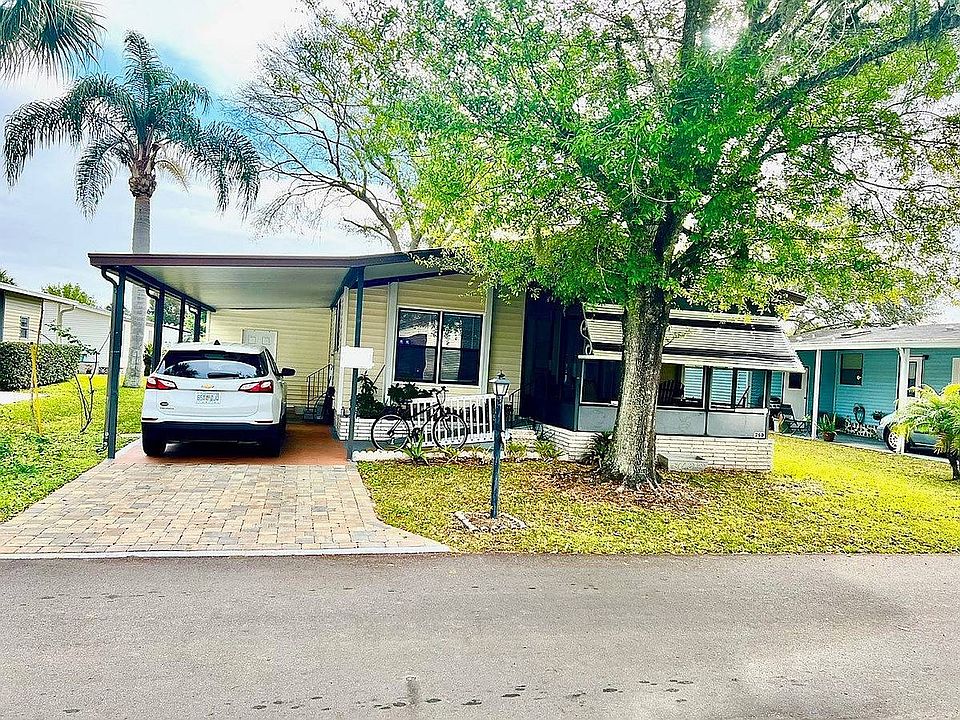 1st image of 1729 Balsam Ave #250