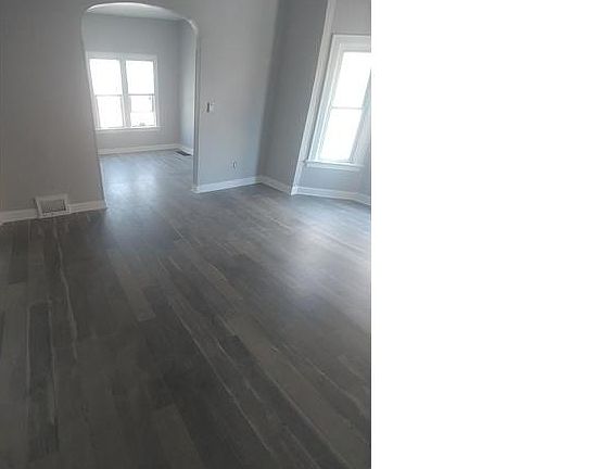 2nd image of 9328 S Yates Blvd #1