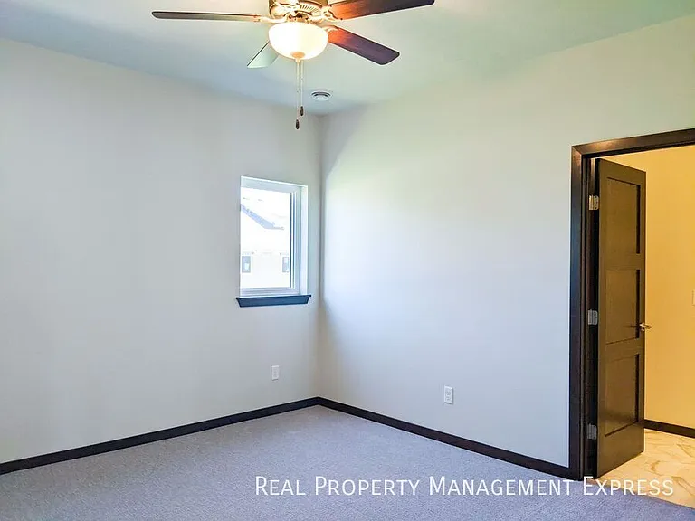 5414 S Dubuque Ave — Photo 13