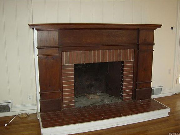 3rd image of 608 Mansion Cir