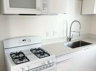 431 3rd St #C, Encinitas, CA 92024