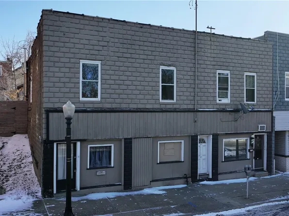 221 5th St, Ellwood City, PA 16117