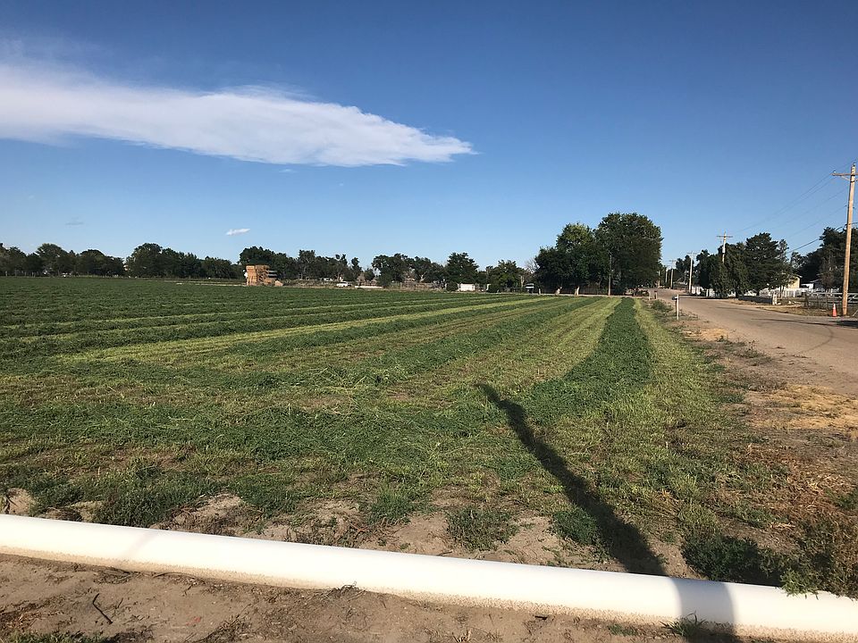 2nd image of 2903 Iris Rd