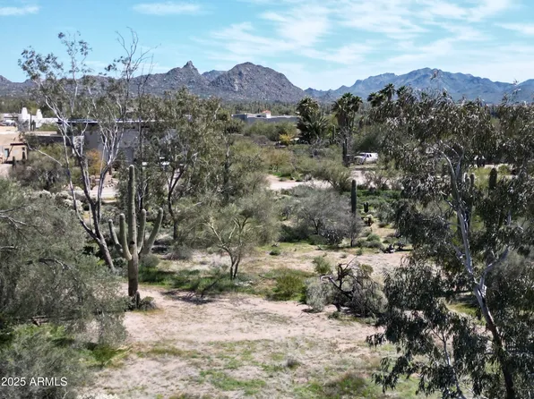 7739 E DYNAMITE Boulevard, Scottsdale, AZ 85266