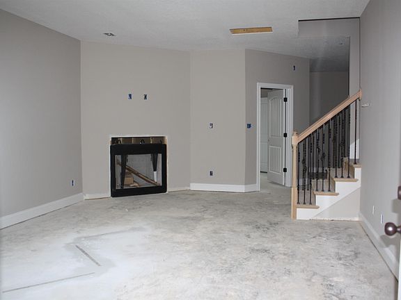 2nd image of 85 Anderson Pl Lot 85