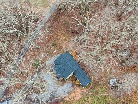 3rd image of 190 Tankersley Ln