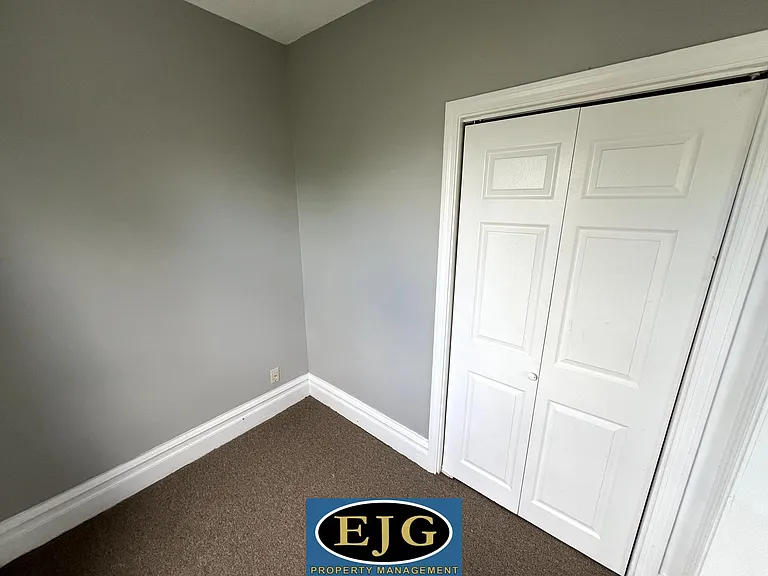 34-36 Cheney Pl #3F — Photo 9