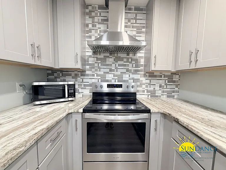 234 Deluna Rd — Photo 4
