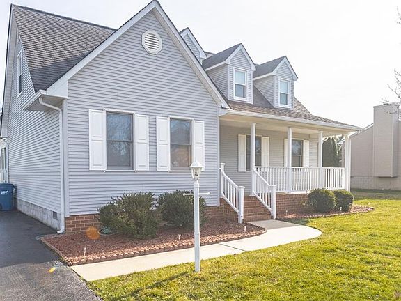 3rd image of 4356 Cypress Dr
