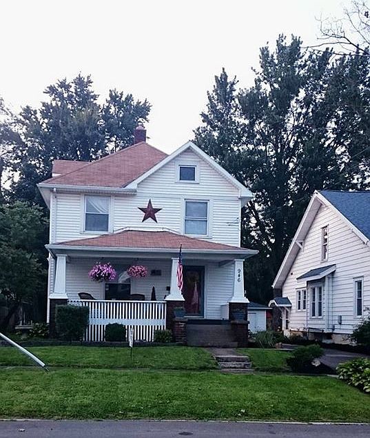 1st image of 946 E Church St