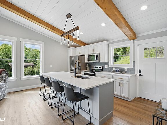 15th image of this home