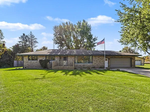 9410 N Branch Rd, Watervliet, MI 49098