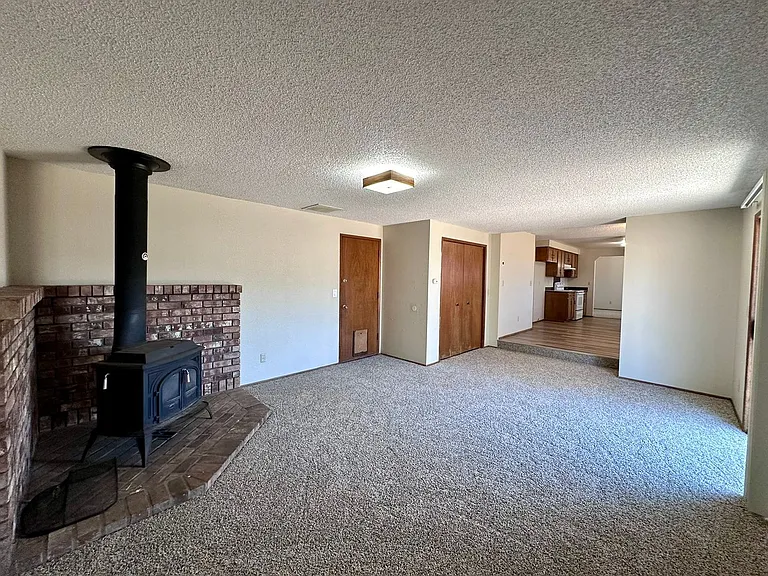 970 S 55th Pl — Photo 14
