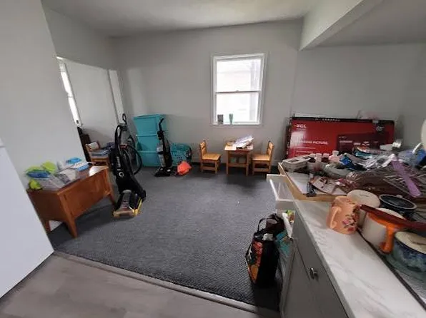 27 Purchase St, Rockland, ME 04841