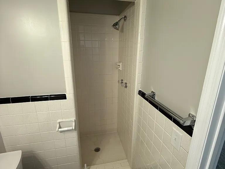 4606 Mountain Crest Dr — Photo 22