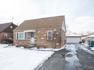 6936 Garden Ln, Bridgeview, IL 60455