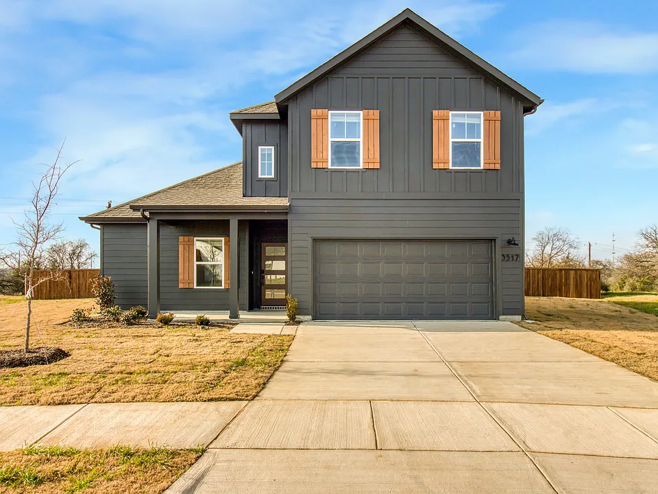 3517 Foxhound Ln