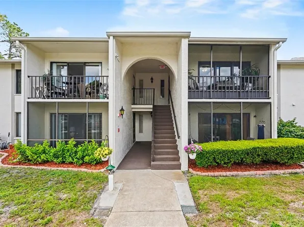 1870 Pine Ridge Way W APT D2, Palm Harbor, FL 34684