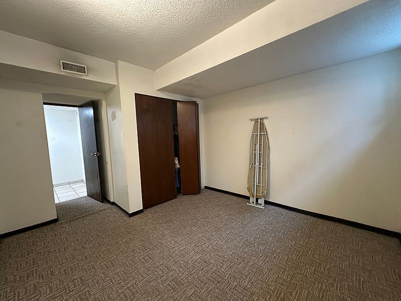 Burnaby House for rent - 2 Bedrooms — photo 6