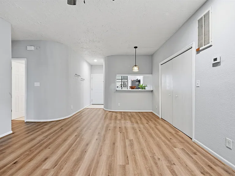 1013 Chestnut St #B1 — Photo 5