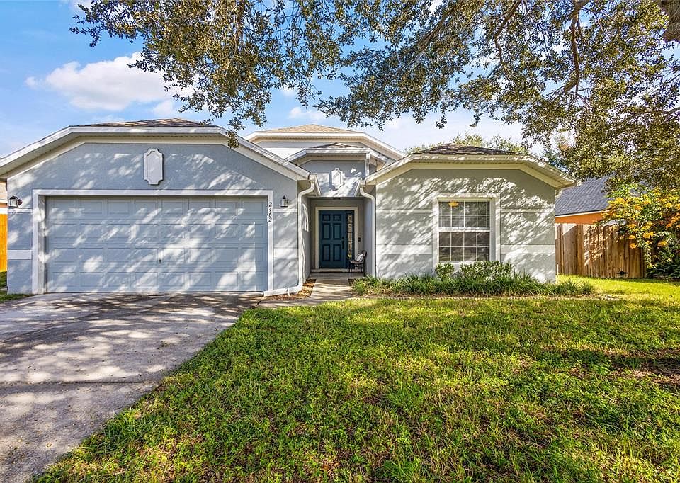 1st image of 2462 FARRINGDON DRIVE