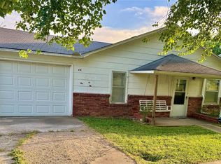 606 W 3rd St, Dixon, MO 65459