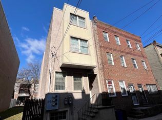 2220 N Camac St, Philadelphia, PA 19133