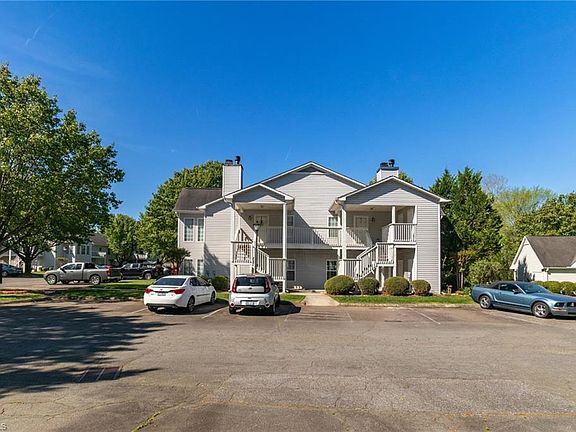 2nd image of 7104 Riverview Knoll Ct