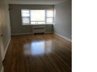 6423 N Richmond St APT 1N, Chicago, IL 60645