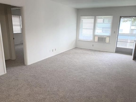 2nd image of 10507 Woodbine St #10507
