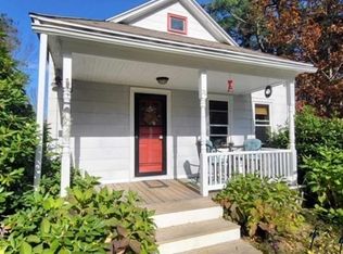 76 Saunders St, Gardner, MA 01440