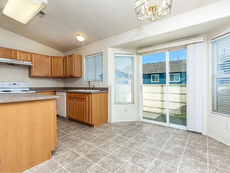 4822 Rusty Nail Point #202 — Photo 5