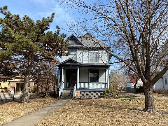 3rd image of 659 S Santa Fe Ave