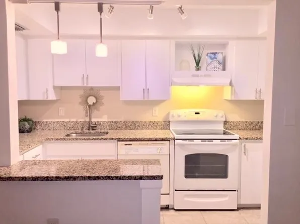 631 N Orange Ave Unit 101, Sarasota, FL 34236