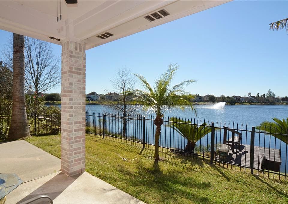 1st image of 1522 Crescent Shores Ln