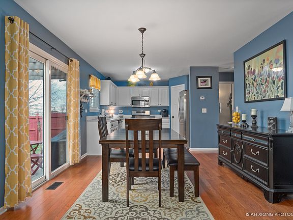 5th image of 2415 Paradise Cir
