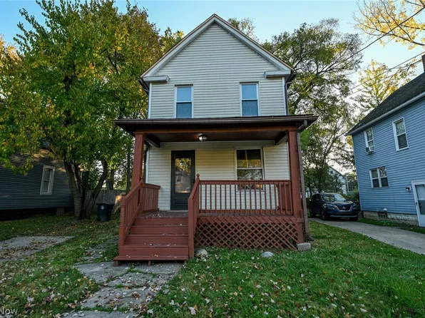 1137 Bellows St, Akron, OH 44301