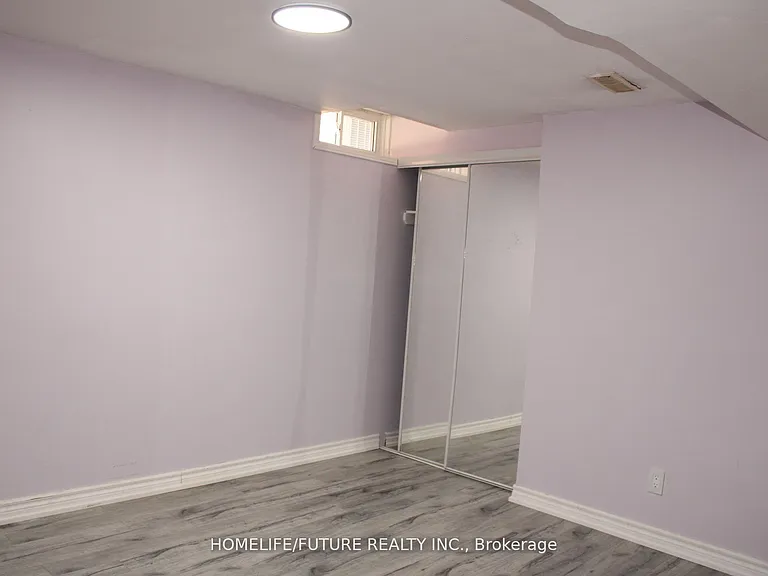 122 Littles Rd #BASEMENT — Photo 7