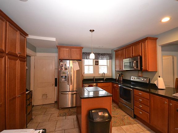 45 Grandview Ave Auburn ME11