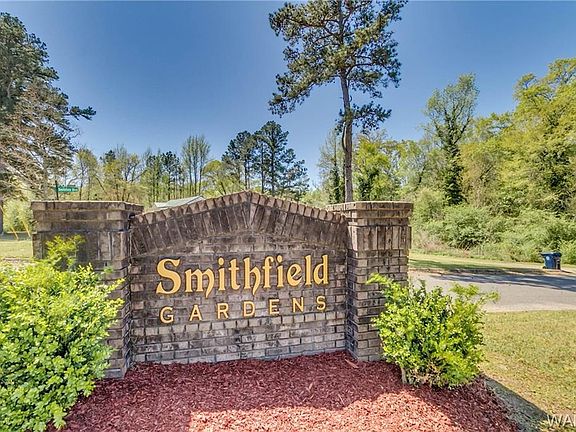 3rd image of 5104 Smithfield Cir