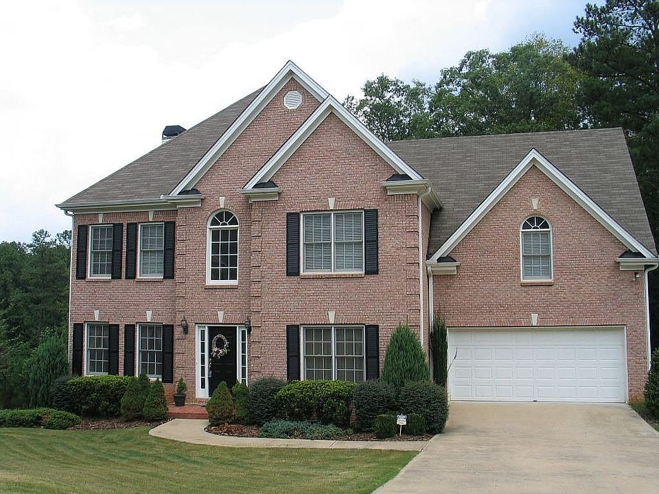 Sought-after Swim/Tennis Neighborhood Near Downtown Alpharetta! Top Schools! 
