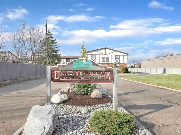 22819 Grove St #35, Saint Clair Shores, MI 48080