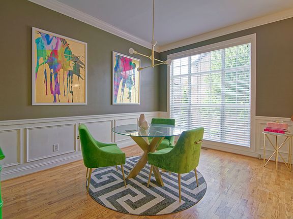 4th image of 2665 Rivers Edge Dr NE