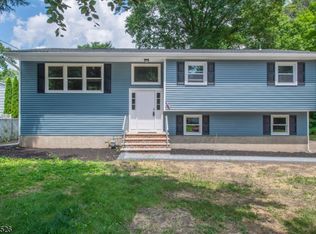 22 Lakeside Dr, Mountain Lakes, NJ 07046