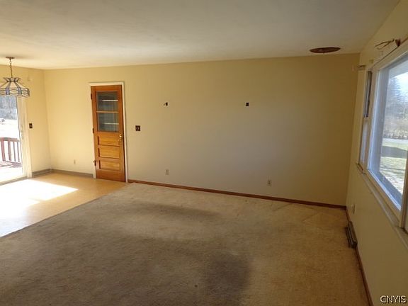 4th image of 1372-1370 Kinderhook Rd