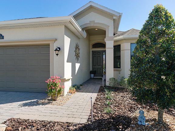 3rd image of 8536 Stalwart Cir