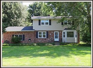 10023 Greiner Rd, Clarence, NY 14031