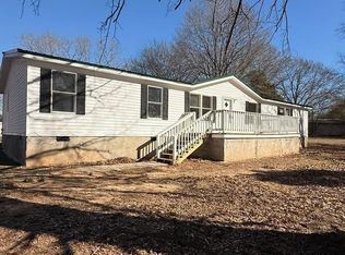 126 Nassau Cir, Chatsworth, GA 30705